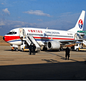 张家界荷花机场物流航空快运业稳步发展的原因是什么？